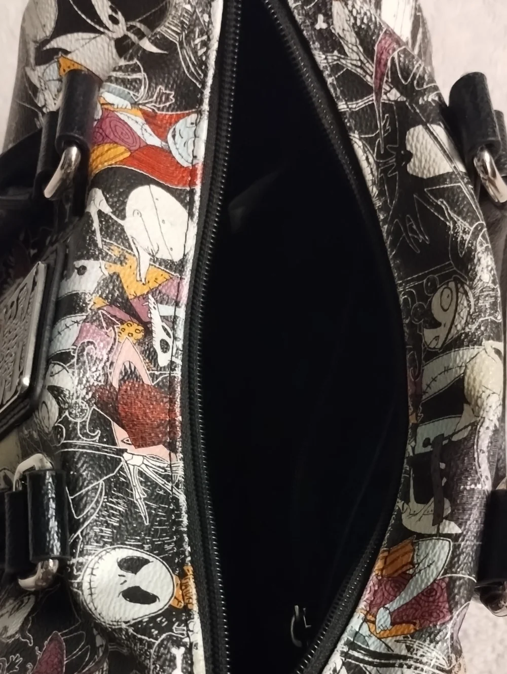 Loungefly this purse